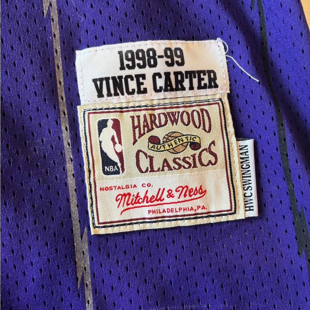 Mitchell & Ness Purple and Red Raptors Jersey - Picture 4 of 4